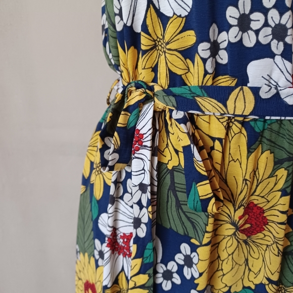 F21 Floral Print Dress - Picture 5 of 13